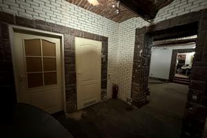 комерційна за адресою Личаківська вул. (), 8