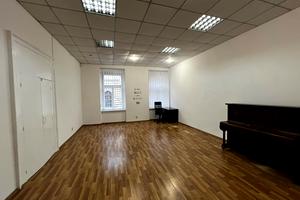 коммерческая по адресу Костюшко ул., 18