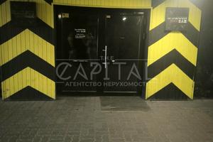 комерційна за адресою Лесі Українки бульв., 34