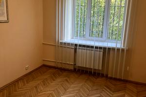 комерційна за адресою Михайла Бойчука вул. (Кіквідзе), 12-А