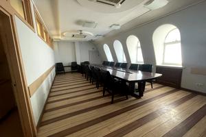 комерційна за адресою Саксаганського вул., 67-Б