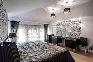 будинок за адресою Центральна, 3