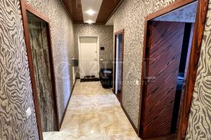 комерційна за адресою Велика Васильківська вул. (Червоноармійська), 72-А
