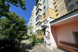 квартира за адресою Йорданська вул. (Лайоша Гавро), 3