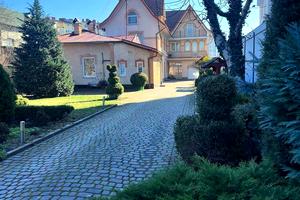 будинок за адресою Молодіжна вул., 43Б