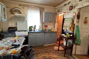будинок за адресою Леоніда Каденюка вул. (Серьогіна), 12