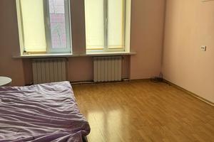 будинок за адресою Зелена Брама пров.