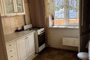 квартира по адресу Ревуцкого ул., 34-А