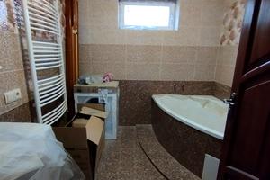 будинок за адресою с. Великі Геївці, Центральна