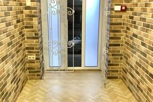 комерційна за адресою Кобзаря вул., 29