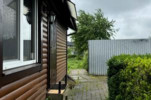 участок по адресу с. Святопетровское, Центральная ул., 14