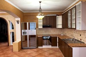 квартира по адресу Ревуцкого ул., 5