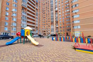 квартира за адресою Жаботинського вул. (Пролетарская улица), 56а