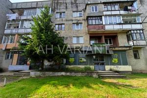 комерційна за адресою Прикордонників вул., 6А
