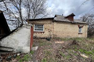 ділянка за адресою Комарова Столична, 75