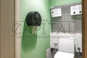 комерційна за адресою Велика Житомирська вул., 27