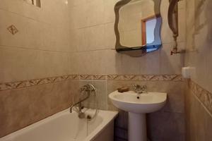 квартира за адресою Олександра Олеся вул., 6