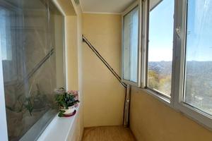 квартира по адресу Квітнева ул., 52