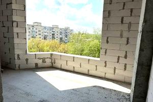квартира за адресою Космонавтів просп., 76