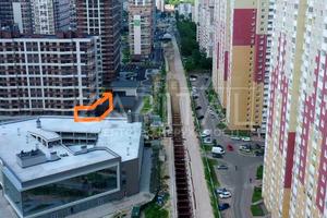 комерційна за адресою Межова вул., 3-А