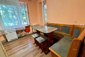 квартира за адресою Хіміків вул., 18