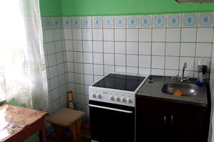 квартира за адресою Валентинівська вул. (Блюхера), 21б