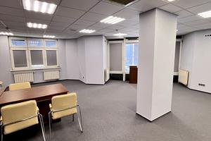 комерційна за адресою Левка Лук'яненка вул. (Маршала Тимошенка), 21к3
