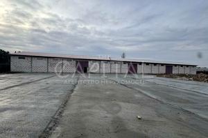 комерційна за адресою Вишгородський, 1