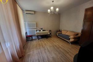 квартира за адресою Одеса, Кінна вул., 11