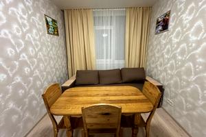квартира за адресою Любомира Гузара просп. (Космонавта Комарова), 11