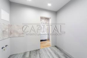комерційна за адресою Метрологічна вул., 58