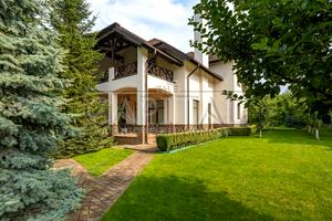 будинок за адресою с. Іванковичі, Авіаторів