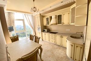 квартира за адресою Генуезька вул., 5б