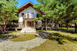 дом по адресу Радісна, 3