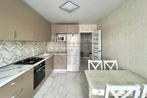квартира за адресою Михайла Лушпи просп., 5