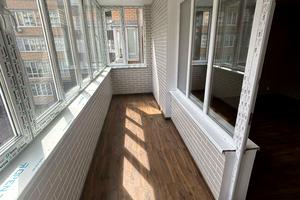 квартира за адресою Зарічанська вул., 11е