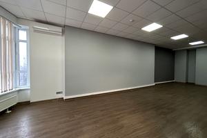 комерційна за адресою Кловський узвіз (Кловський), 7