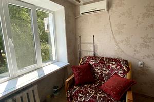 кімната за адресою Волонтерська, 8/2