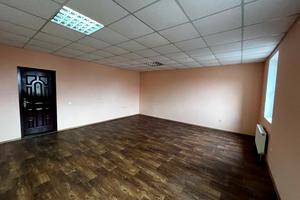 комерційна за адресою Миру просп., 40
