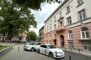 комерційна за адресою Мирослава Скорика вул. (Петра Чайковського), 17