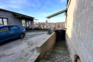 дом по адресу Автозаводська