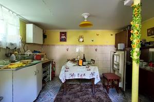 будинок за адресою с. Барахти, Волошкова, 19 А