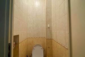 комерційна за адресою Івана Франка вул., 65