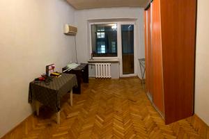 квартира за адресою Панаса Мирного пров., 4