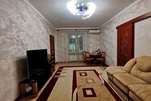 квартира за адресою Трегубова вул., 32