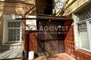 комерційна за адресою Тараса Шевченка пров., 13/21