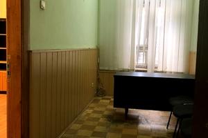 комерційна за адресою Королеви Єлизавети ІІ вул. (Глинки), 12Ж