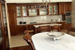 квартира за адресою Івана Карпинця вул. (), 8