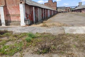 комерційна за адресою Болгарських Ополченців вул. (Асена Христєва), 1