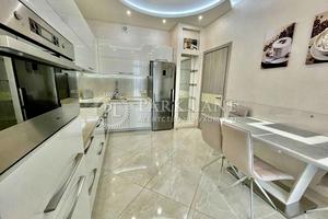 квартира за адресою Джона Маккейна вул. (Івана Кудрі), 7